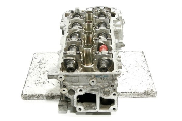 Głowica Nissan Primera P11 1999-2001 1.8i 16V