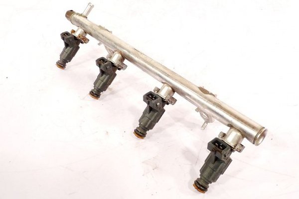 Listwa wtryskowa Mercedes A-klasa W168 1997-2004 1.6i