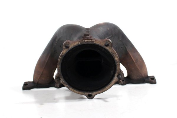 _Kolektor wydechowy Hyundai Trajet 1999-2008 2.0i 16V