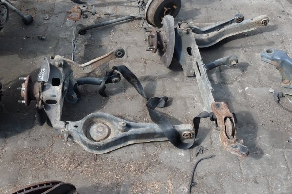 _Zwrotnica wahacz tył lewy Jaguar X-Type 2005 2.0D Kombi 