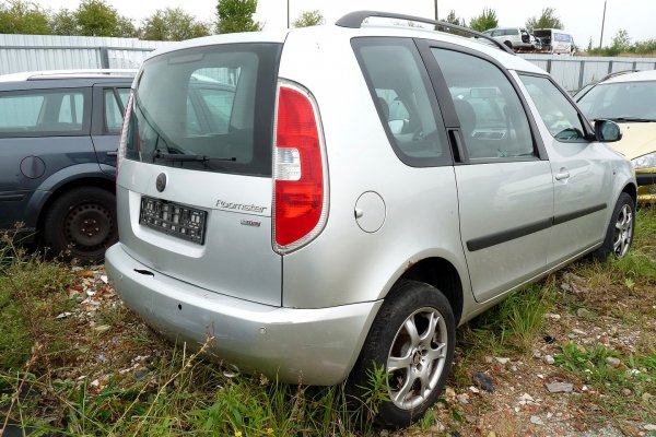 Belka zawieszenia tył Skoda Roomster 5J 2007 (2006-2010) 1.4TDI BMS