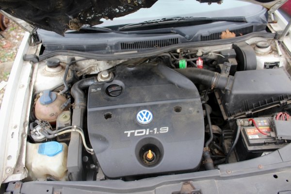 VW Golf IV 1J 2001 1.9 TDI ALH Hatchback 5-drzwi  [B/C]