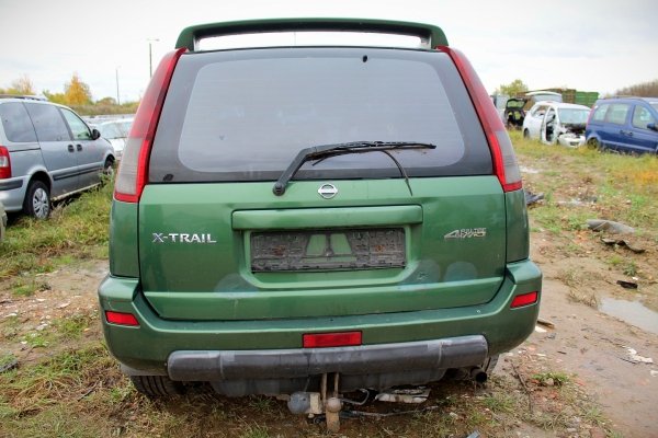 Drzwi tył lewe Nissan X-Trail T30 2002 