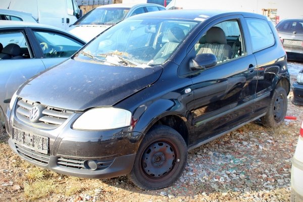 Klapa bagażnika tył VW Fox 5Z 2005 (kod lakieru: LC9Z)