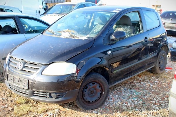 Klapa bagażnika tył VW Fox 5Z 2005 (kod lakieru: LC9Z)