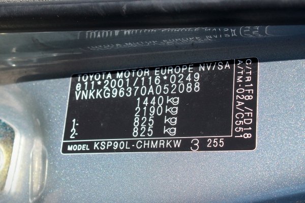 Błotnik przód prawy Toyota Yaris II XP90 2006 1.0VVTI 1KR-FE Hatchback 5-drzwi