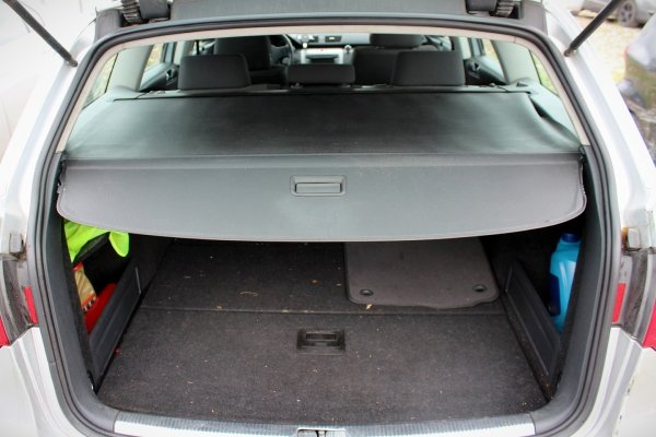 Drzwi tył prawe VW Passat B6 2005 2.0TDI BKP Kombi