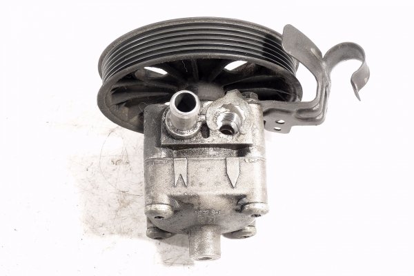 Pompa wspomagania Volvo V70 2003 2.4 D5 D5244T Kombi