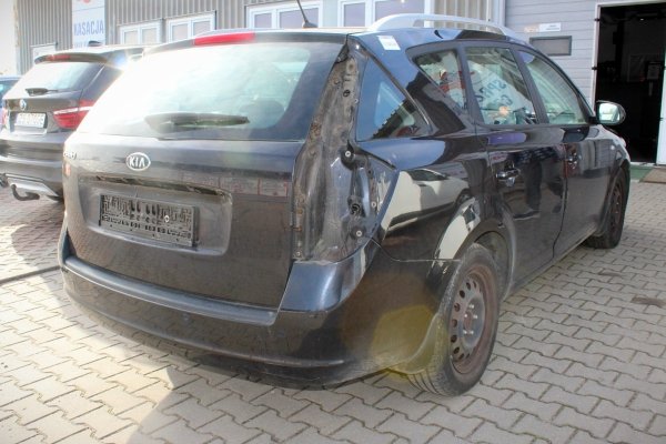 Szyba karoseryjna tył prawa Kia Ceed I Lift ED 2011 1.6i G4FC Kombi