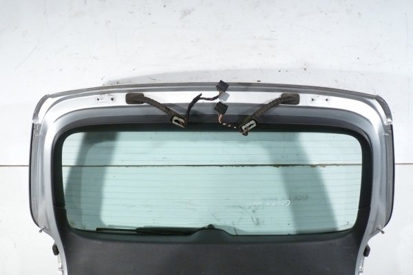 _Klapa bagażnika tył VW Golf V 1K 2007 Kombi (Kod lakieru: LA7W)
