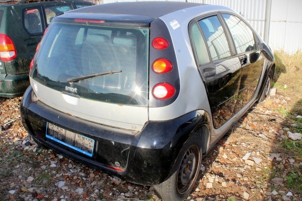 Drzwi przód prawe Smart Forfour 2004 Hatchback 5-drzwi 