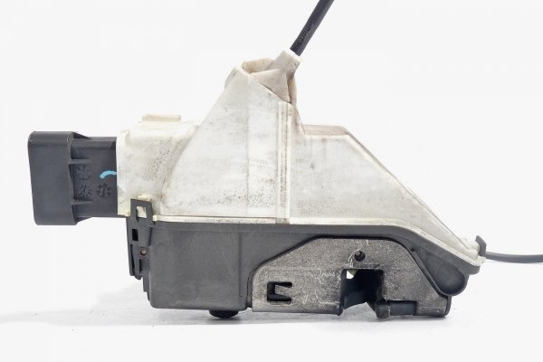 Zamek drzwi przód prawy Peugeot 3008 I Lift 2013 Crossover 5-drzwi (6-PIN)