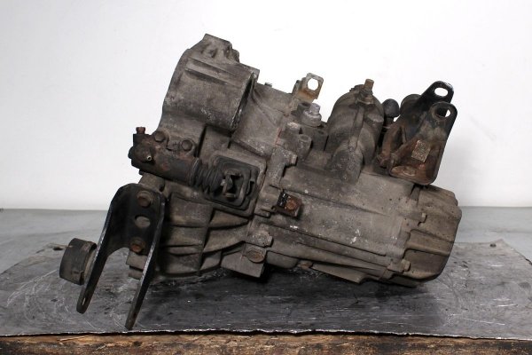 _Skrzynia biegów Toyota Avensis T22 1998-2003 2.0i 16V 3S-FE