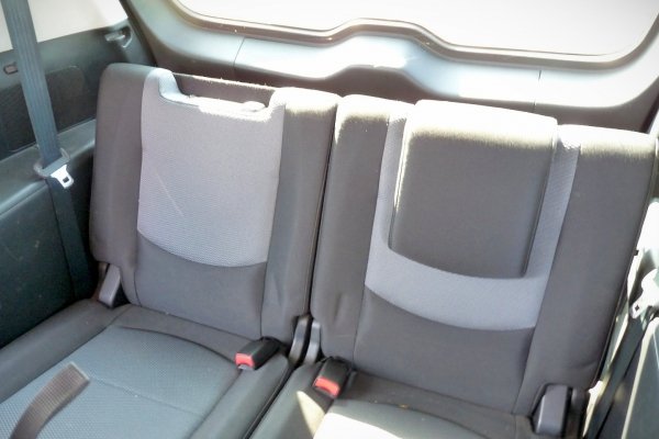 Hak holowniczy Mazda 5 CR 2006 1.8i L8 Van 