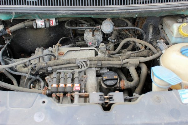 Silnik VW Transporter T5 2008 2.0i AXA