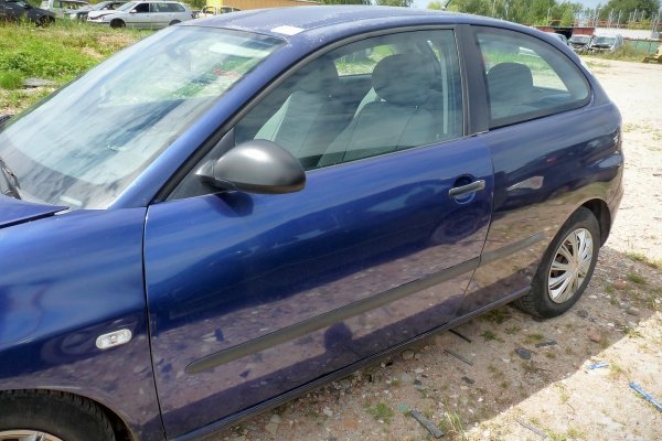 Zderzak przód Seat Ibiza III 6L 2003 (2002-2006) Hatchback 3-drzwi (Kod lakieru: LS5S)