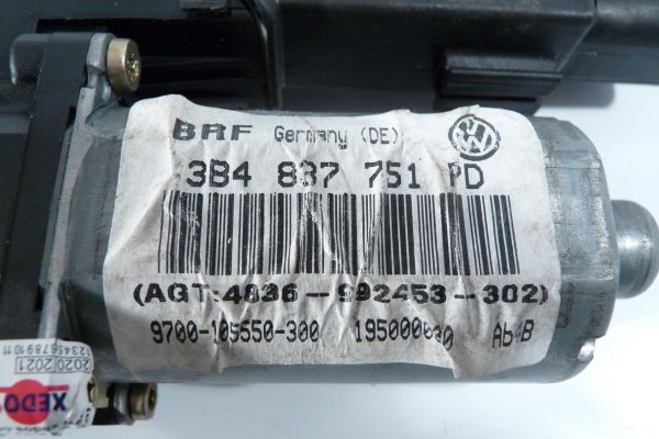 Silniczek podnośnika szyby przód prawy VW Passat B5 2004 2.5TDI Kombi
