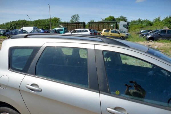 Podłokietnik Peugeot 308 I SW 2009 (2007-2011) Kombi