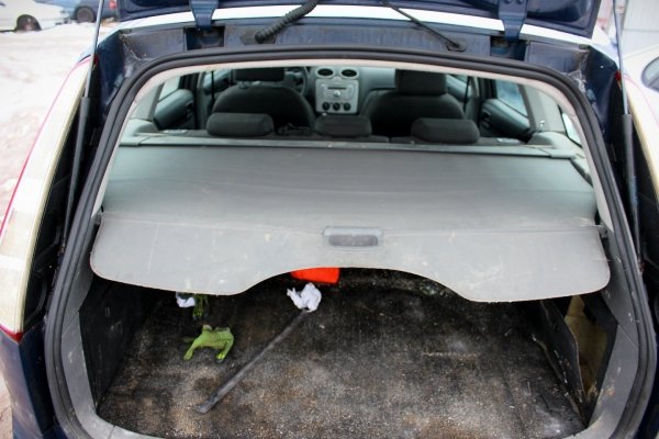 Szyba karoseryjna prawa Ford Focus MK2 Lift 2008 Kombi 