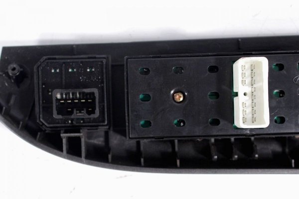 Panel sterowania szybami Kia Carens FJ 2002 MPV