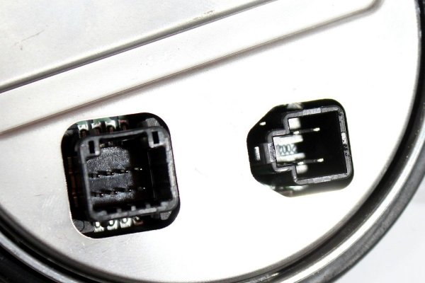 Moduł przetwornica LED Nissan Navara IV 2015-