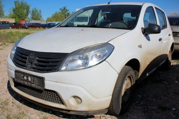 Dacia Sandero 2009 1.4i K7J710 Hatchback 5-drzwi [B]