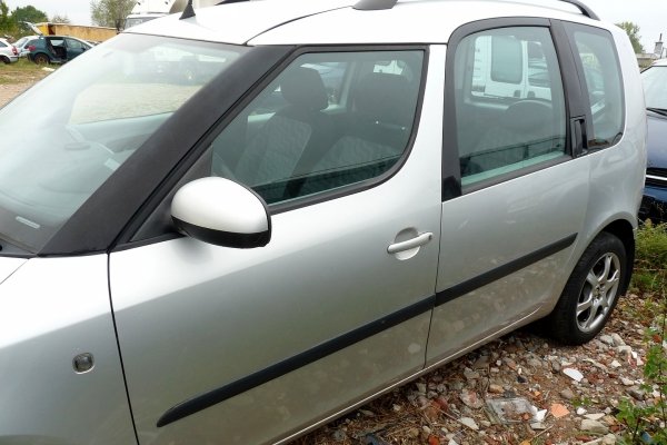 Fotel lewy kierowcy Skoda Roomster 5J 2007 (2006-2010) 