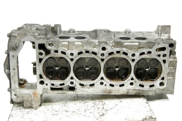 Głowica Nissan Primera P11 1999-2001 1.8i 16V