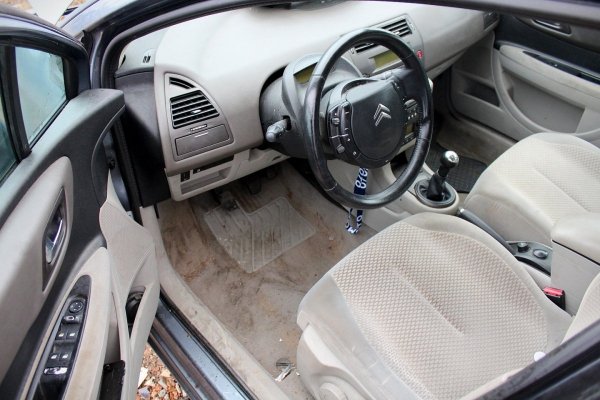 Klapa bagażnika tył Citroen C4 2006 1.6i NFU Hatchback 5-drzwi
