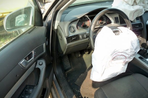 Drzwi przód lewe Audi A6 C6 2008 Kombi (LY7G)