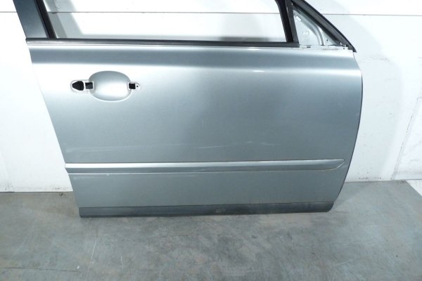 _Drzwi przód prawe Volvo S40 II Lift 2008 Sedan