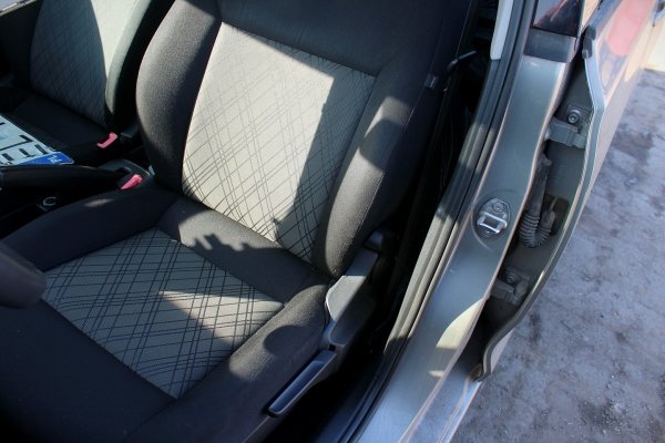 Fotel lewy Seat Toledo IV 2015 Sedan 