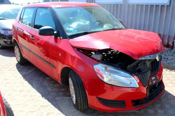 Drzwi przód prawe Skoda Fabia II 5J 2010 Hatchback 5-drzwi (kod lakieru LF3K)