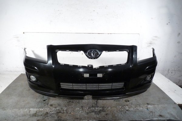 _Zderzak przód Toyota Avensis T25 2006-2008 LIFT Sedan (Kod lakieru: 209)