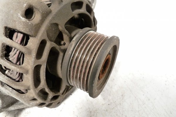_Alternator Opel Zafira B 2006 1.9CDTI Z19DTL Minivan
