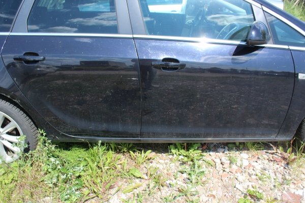 Fotel prawy Opel Astra J 2011 Kombi