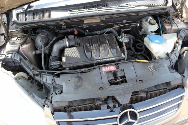 Drzwi przód lewe Mercedes A-Klasa W169 2005 Hatchback 3-drzwi (kod lakieru: 791)