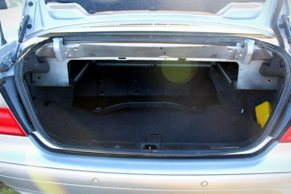 Mercedes CLK W208 1999 2.0i 111945 Cabrio [A]