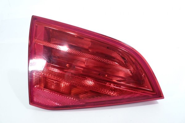 Lampa tył w klapę lewa Audi A4 B8 2008 Kombi