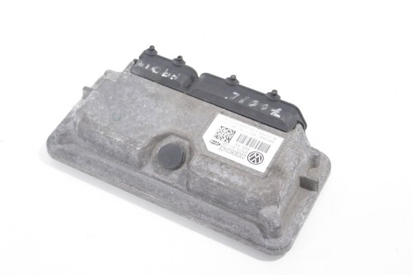 Komputer sterownik silnika  Skoda Fabia 5J 2011 1.4i