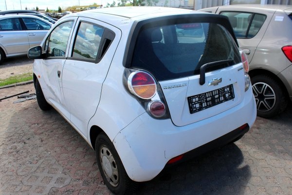Lusterko prawe Chevrolet Spark M300 2011 1.0i B10D1 Hatchback 5-drzwi 