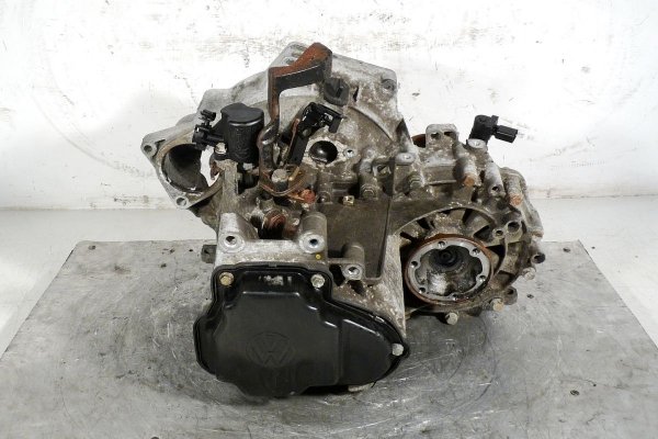 _Skrzynia biegów CZM VW Golf IV 1J 1997-2003 1.8i 20V 