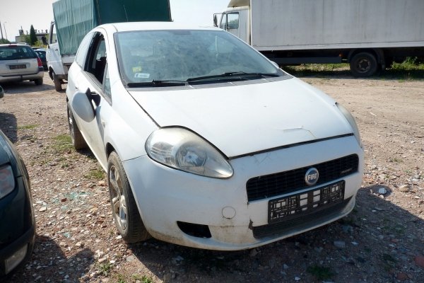 Fiat Grande Punto 2006 1.3JTD Hatchback 3-drzwi [B]