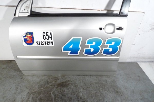 Drzwi przód lewe Toyota Corolla E12 2004 Sedan 