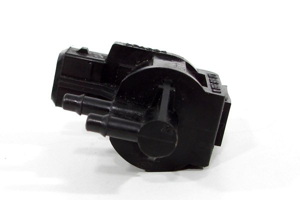 Zawór elektrozawór Audi A4 B6 2000-2004