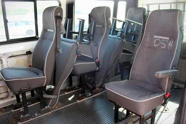 Zderzak przód Ford Transit MK7 2006 Bus