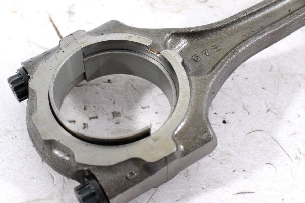 Tłok korbowód Toyota Auris E15 2007-2012 1.6VVTI  1ZR-FE