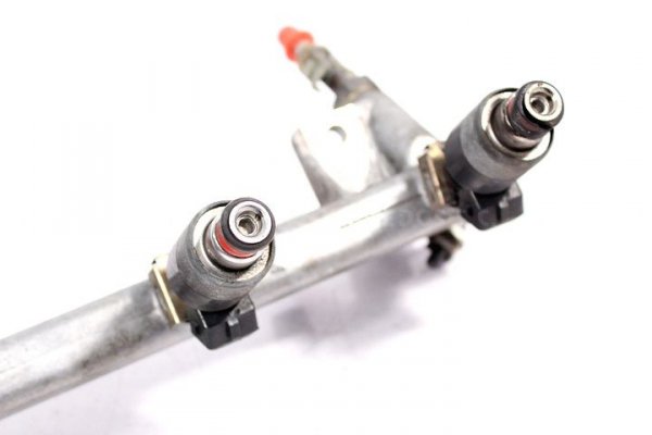 _Listwa wtryskowa Daewoo Nubira J100 1997-1999 2.0 16V