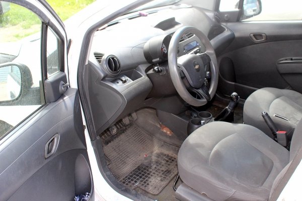 Zderzak przód Chevrolet Spark M300 2011 1.0i B10D1 Hatchback 5-drzwi 