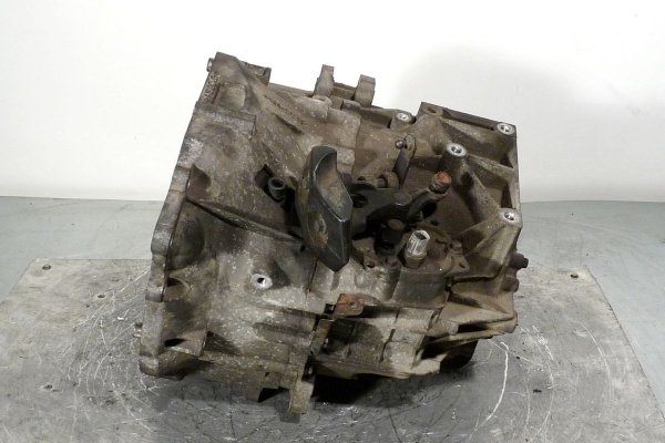 _Skrzynia biegów Volvo S40 V50 2004-2012 2.0D